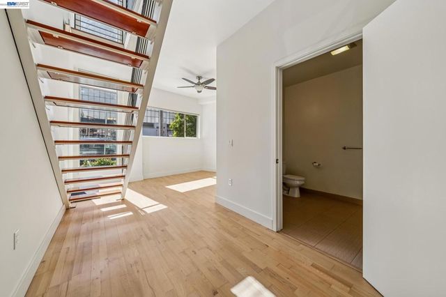 2300 2300 Broadway 4, Oakland, CA 94612