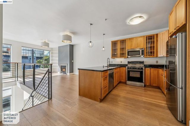 2300 2300 Broadway 4, Oakland, CA 94612