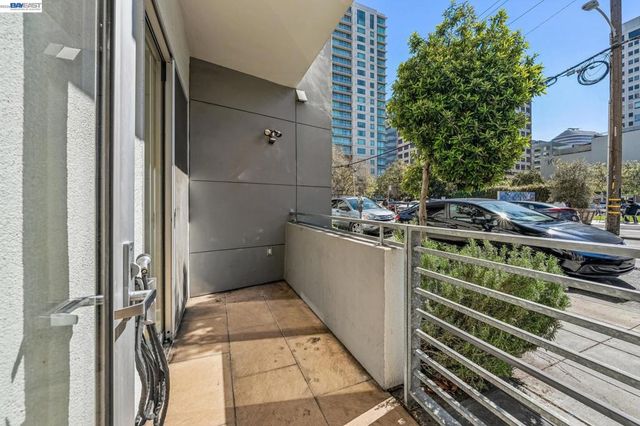 2300 2300 Broadway 4, Oakland, CA 94612