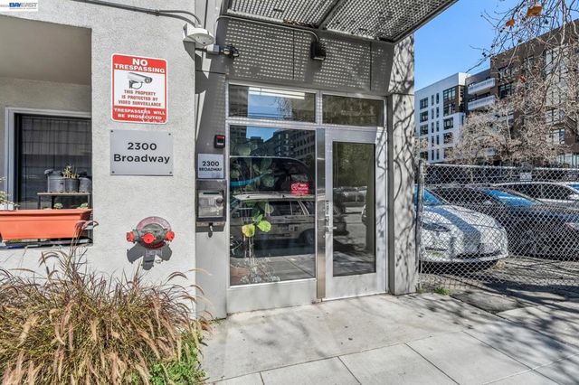 2300 2300 Broadway 4, Oakland, CA 94612