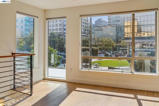 2300 2300 Broadway 4, Oakland, CA 94612