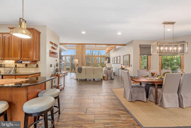 444 WOODLANDS HILL LN, Oakland, MD 21550