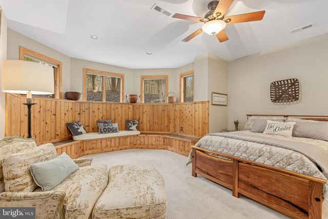 444 WOODLANDS HILL LN, Oakland, MD 21550