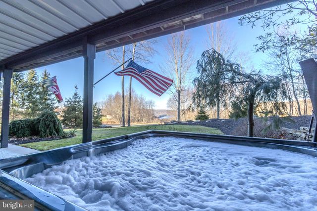 444 WOODLANDS HILL LN, Oakland, MD 21550