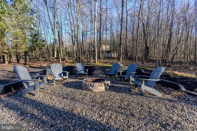 444 WOODLANDS HILL LN, Oakland, MD 21550