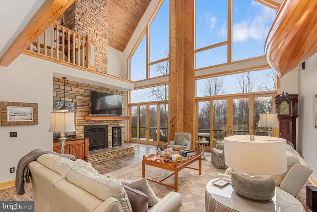 444 WOODLANDS HILL LN, Oakland, MD 21550