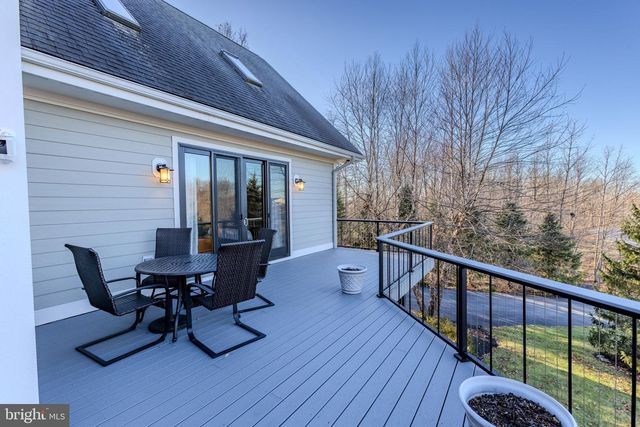 444 WOODLANDS HILL LN, Oakland, MD 21550