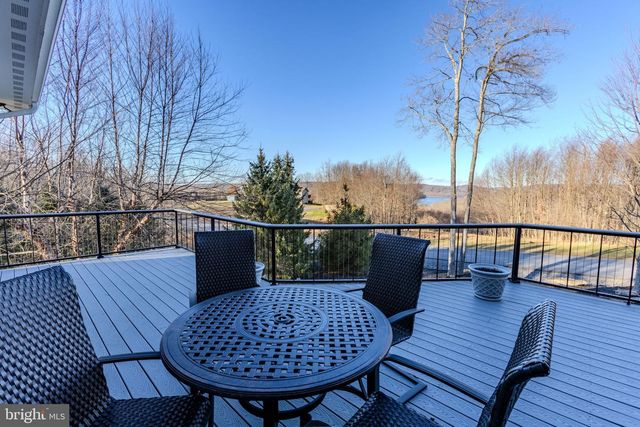 444 WOODLANDS HILL LN, Oakland, MD 21550