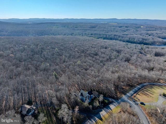 444 WOODLANDS HILL LN, Oakland, MD 21550