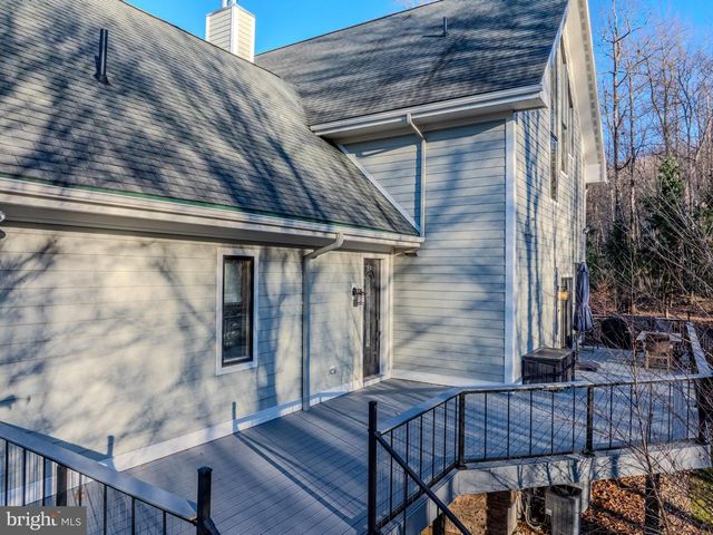 444 WOODLANDS HILL LN, Oakland, MD 21550