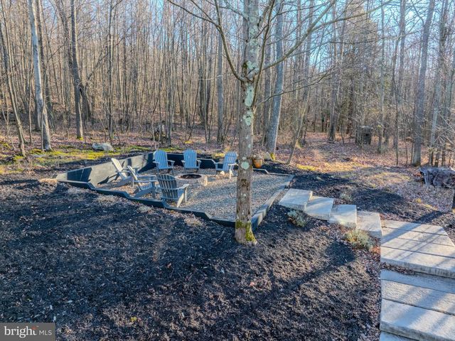 444 WOODLANDS HILL LN, Oakland, MD 21550