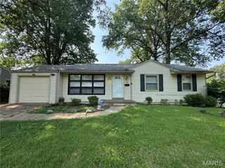 10 Drummond Drive, St Louis, MO 63135