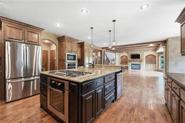 9415 N Kensington Avenue, Kansas City, MO 64156