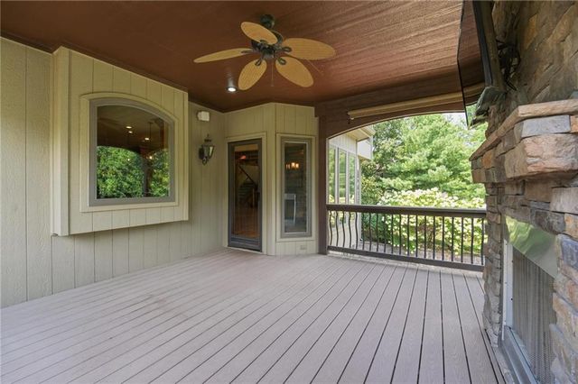 9415 N Kensington Avenue, Kansas City, MO 64156