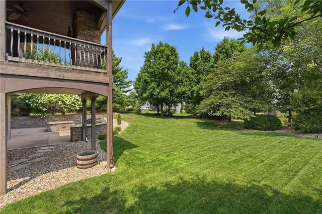9415 N Kensington Avenue, Kansas City, MO 64156