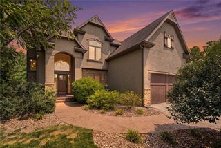 9415 N Kensington Avenue, Kansas City, MO 64156