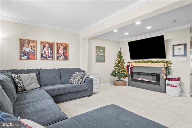 102 GREEN HILL RD, Parkesburg, PA 19365