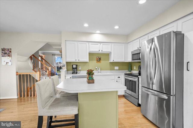 102 GREEN HILL RD, Parkesburg, PA 19365