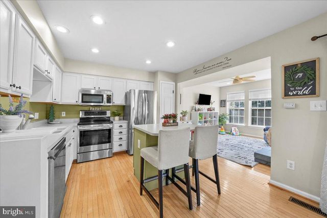 102 GREEN HILL RD, Parkesburg, PA 19365