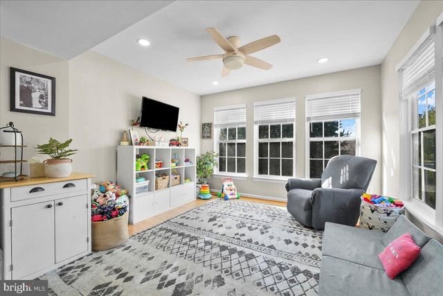 102 GREEN HILL RD, Parkesburg, PA 19365