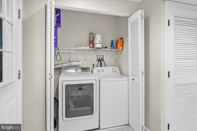 102 GREEN HILL RD, Parkesburg, PA 19365