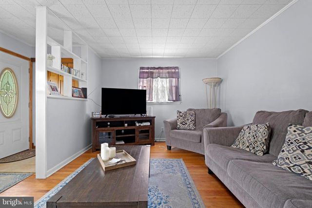 1185 LAWNTON AVE, West Deptford, NJ 08096