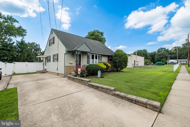 1185 LAWNTON AVE, West Deptford, NJ 08096