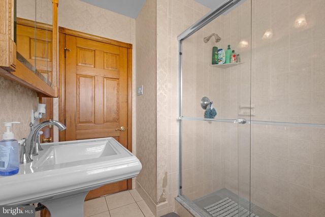 1185 LAWNTON AVE, West Deptford, NJ 08096