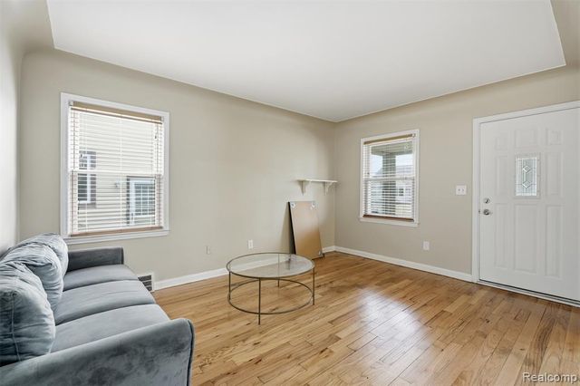 11431 Columbia, Redford, MI 48239