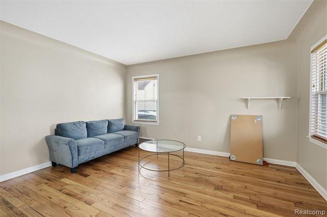 11431 Columbia, Redford, MI 48239