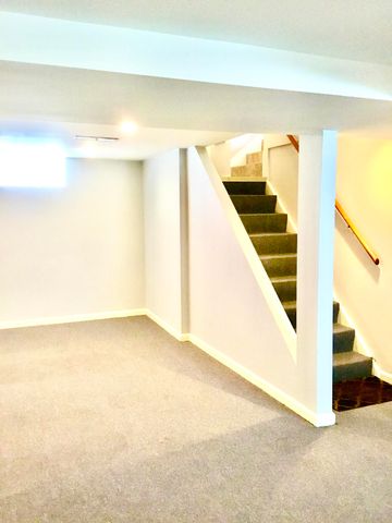 520 S Kenwood Avenue, Royal Oak, MI 48067