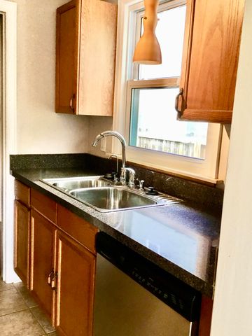 520 S Kenwood Avenue, Royal Oak, MI 48067