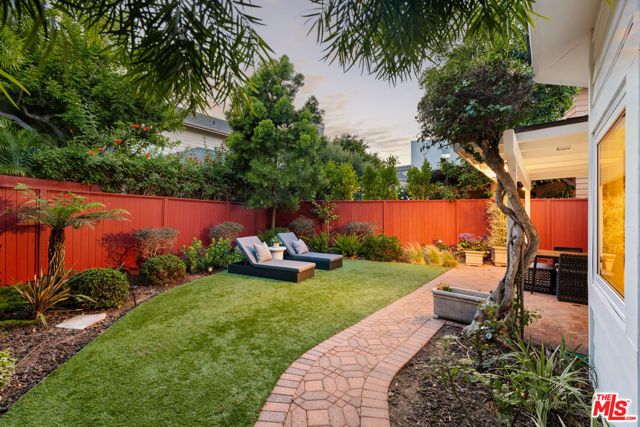 7827 Berger Avenue, Playa Del Rey (los Angeles), CA 90293