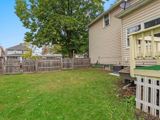 510 N MAPLE AVENUE, Green Bay, WI 54303