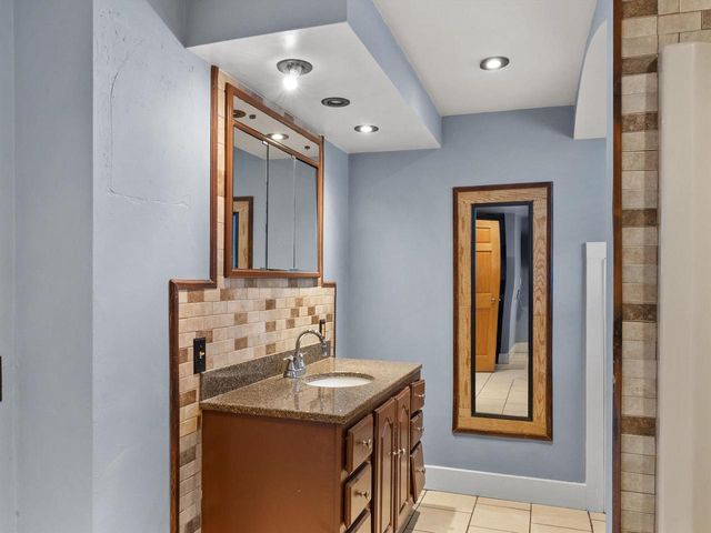 510 N MAPLE AVENUE, Green Bay, WI 54303