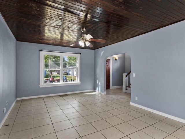 510 N MAPLE AVENUE, Green Bay, WI 54303