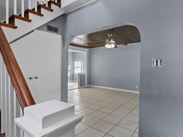 510 N MAPLE AVENUE, Green Bay, WI 54303