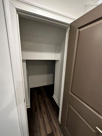 519 Burton Drive, Alpharetta, GA 30009