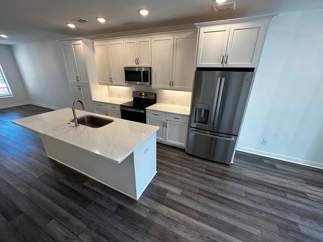 519 Burton Drive, Alpharetta, GA 30009