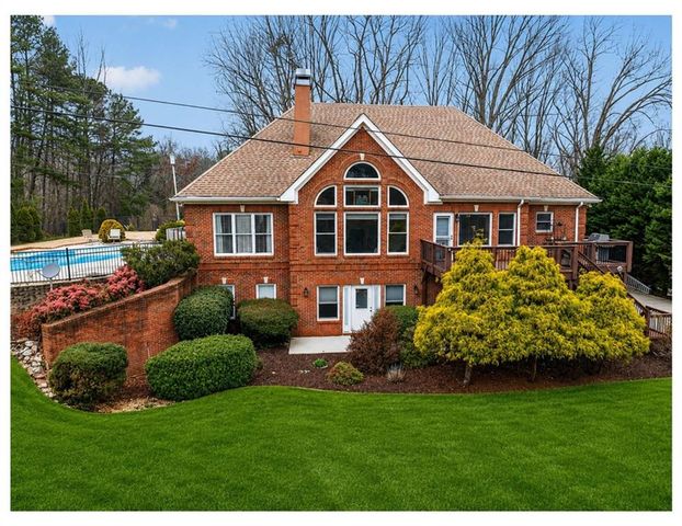 4605 Lakeview Lane, Gainesville, GA 30504
