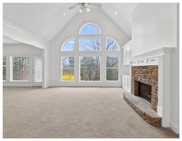 4605 Lakeview Lane, Gainesville, GA 30504