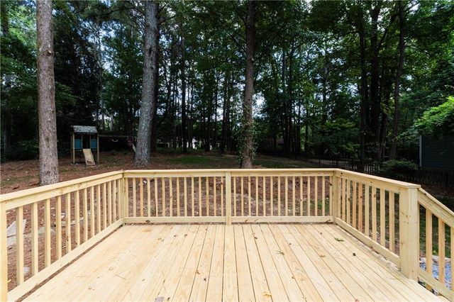 2340 Rockwell Drive, Buford, GA 30519
