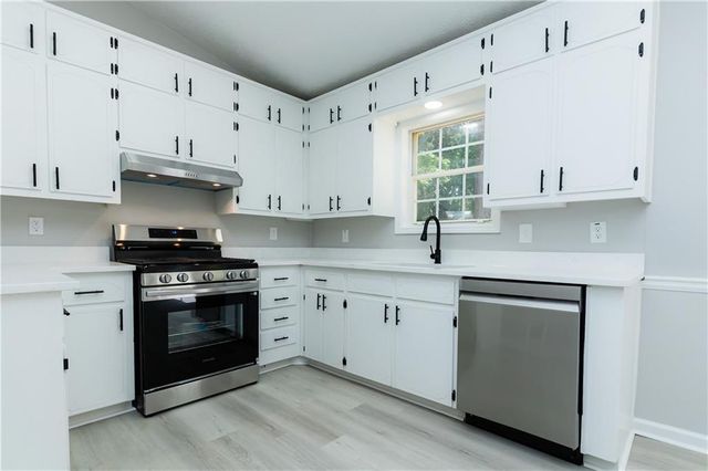 2340 Rockwell Drive, Buford, GA 30519