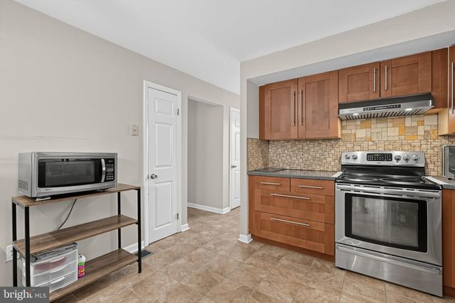 406 REESE ST, Folsom, PA 19033
