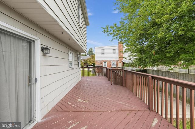 406 REESE ST, Folsom, PA 19033