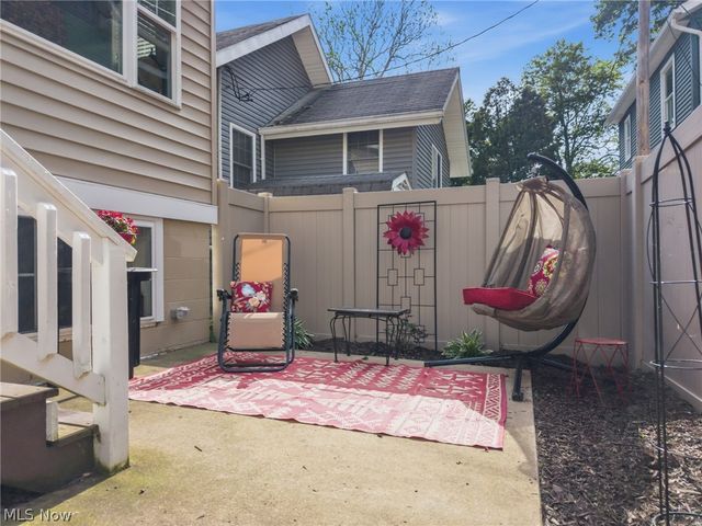 93 Longacre Lane, Chippewa Lake, OH 44215