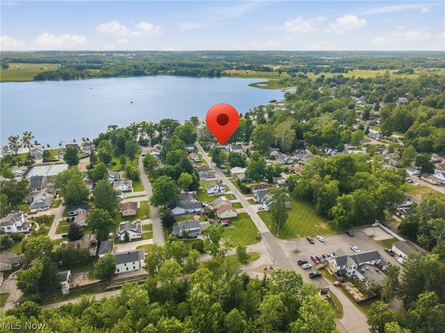 93 Longacre Lane, Chippewa Lake, OH 44215