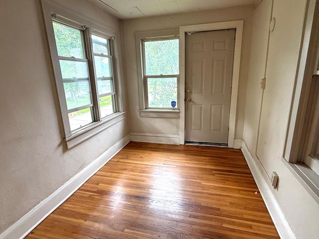 4023 6th Street NE, Columbia Heights, MN 55421