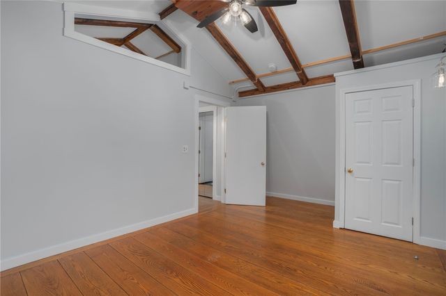 31 Bridge Street B, Newport, RI 02840