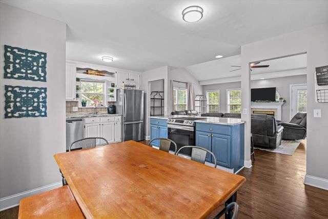 212 Courtney Circle, Rocky Face, GA 30740
